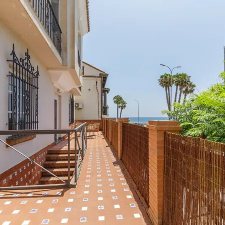 Daire Living4malaga Seafront Duplex *