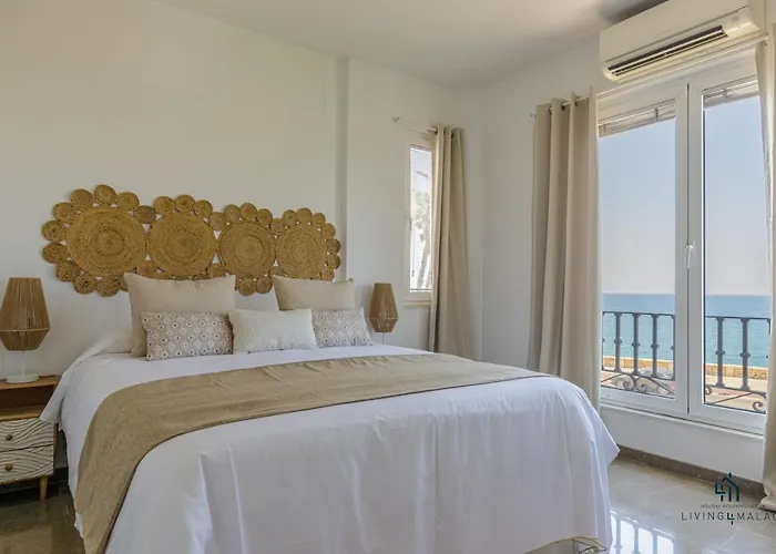 Living4malaga Seafront Duplex Daire *
