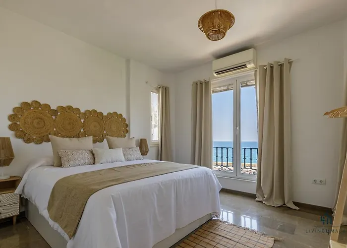 Daire Living4malaga Seafront Duplex Málaga