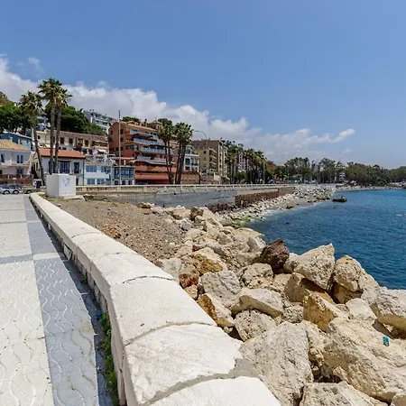 Living4malaga Seafront Duplex * Málaga