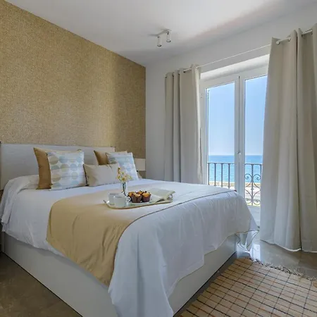 Lägenhet Living4malaga Seafront Duplex *